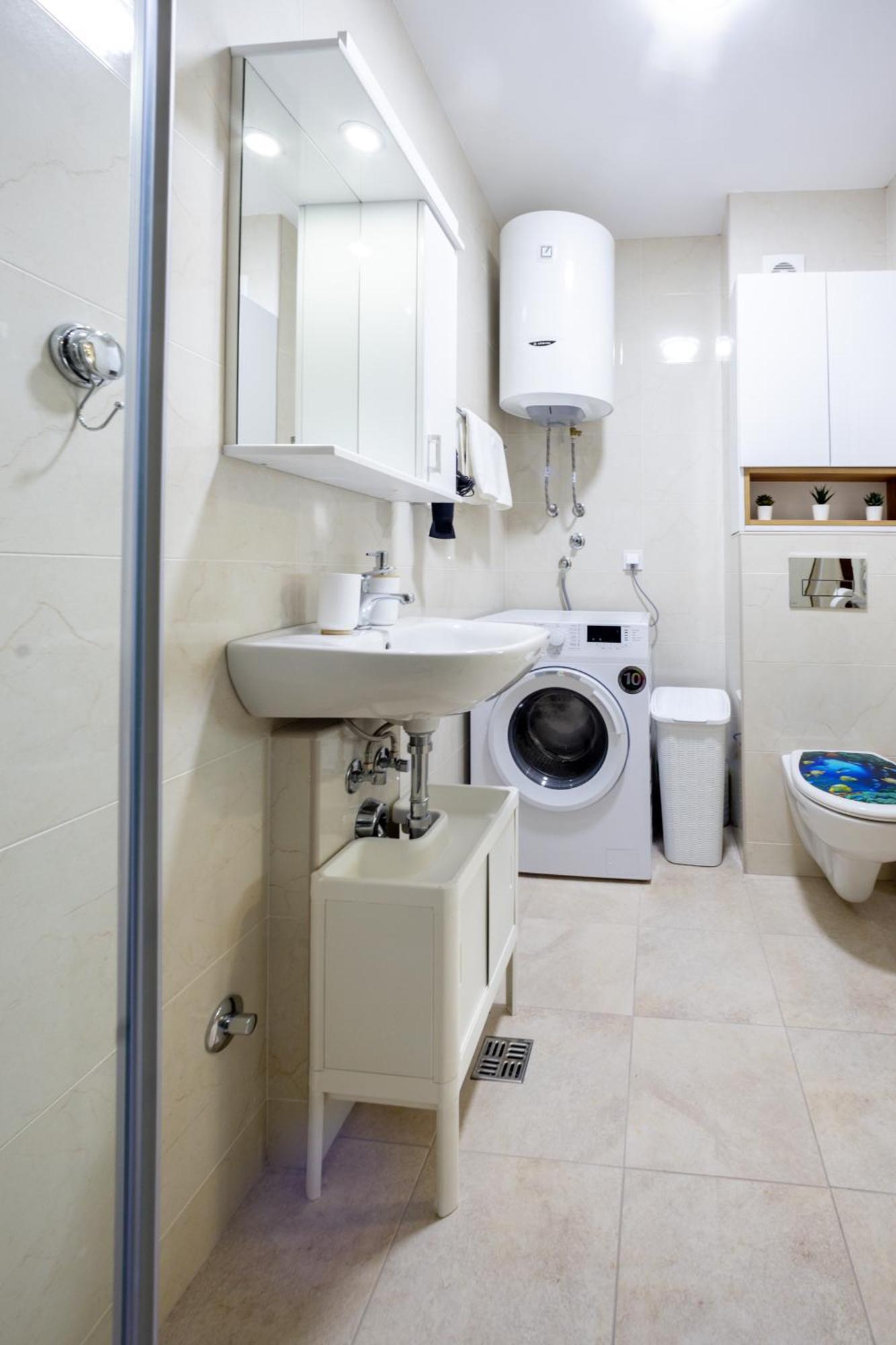 Two Bedroom Mali Princ