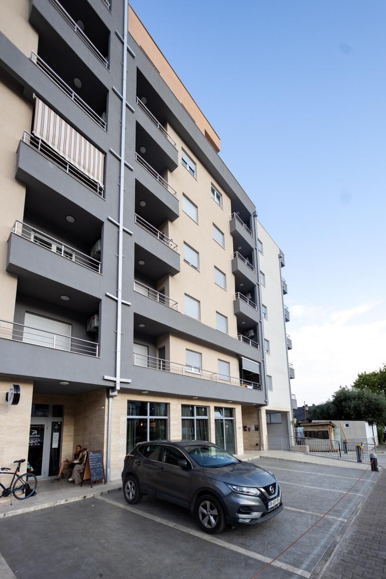 Daire Two Bedroom Mali Princ *