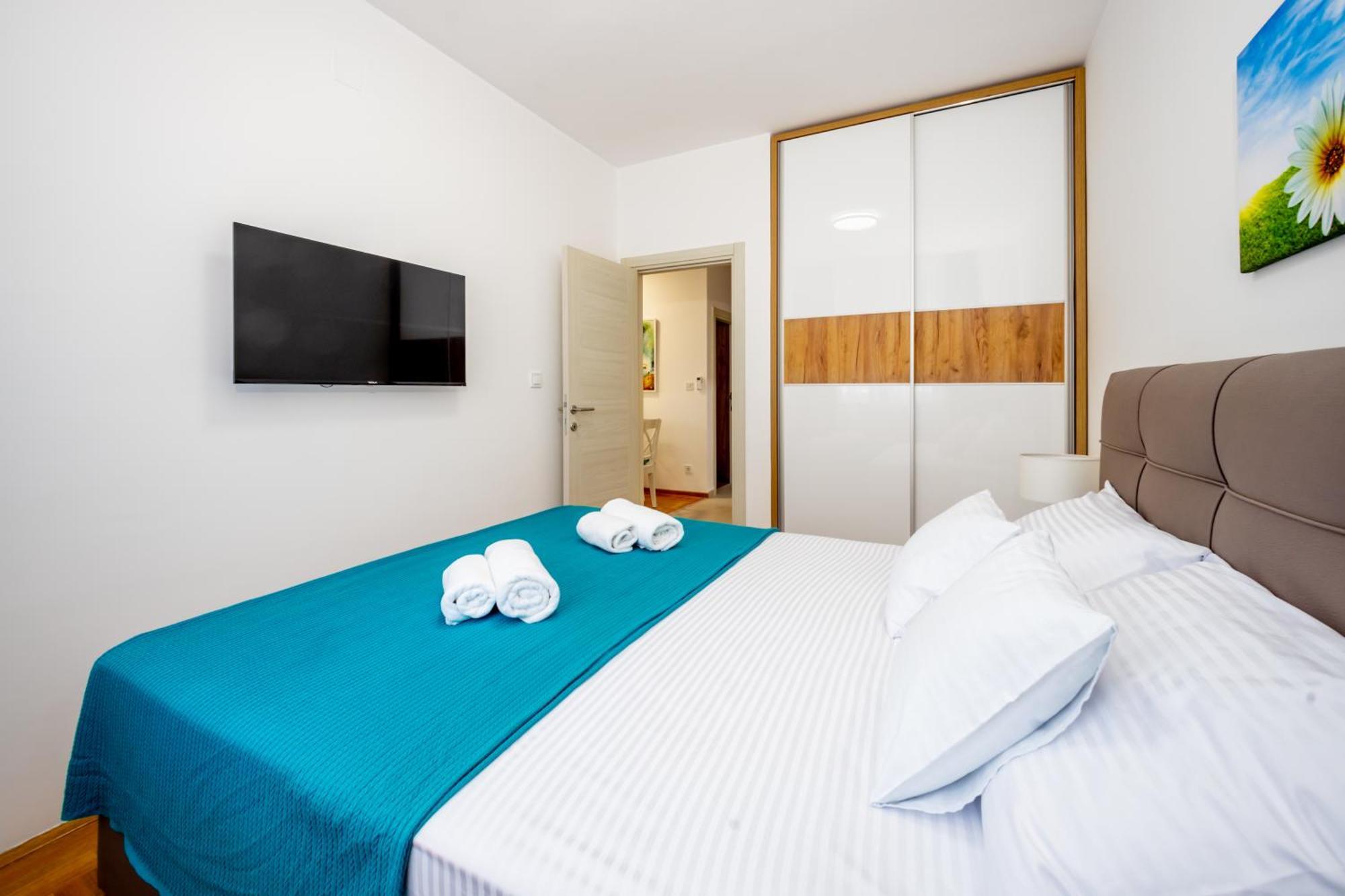 Two Bedroom Mali Princ Daire